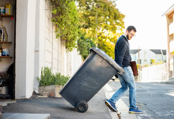 Best Commercial Cleanout Services  in Lemay, MO